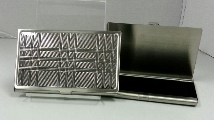 Card Case In Plaid Pattern Polished Stainless Steel
