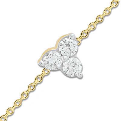 Close-up of 0.15ct diamond bracelet in yellow gold
