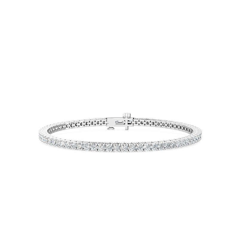Luxury tennis bracelet with E–F colour diamonds in 18ct white gold