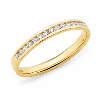 White Diamond Ring in 9ct Yellow Gold